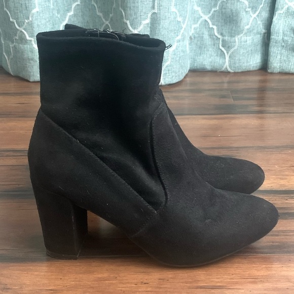 Steve Madden Black Emison Booties - Size 7.5 - Picture 1 of 8